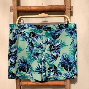 Banana Republic Teal and Navy Floral Shorts, Women’s US 12, Like New!